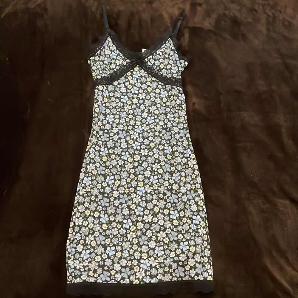 Stretchy body dress from H&M